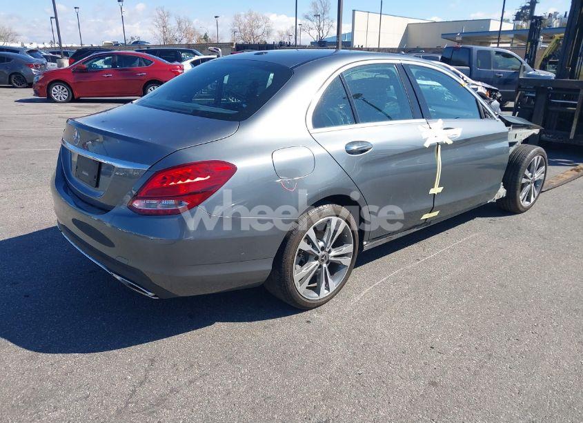Photo 4 of 2018 Mercedes-benz C 300 (VIN 55SWF4JB2JU280201)
