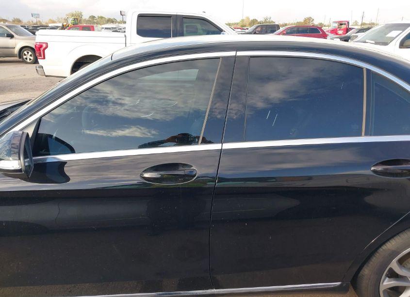 Photo 14 of 2015 Mercedes-benz C 300 LUXURY/SPORT (VIN 55SWF4JB3FU053008)