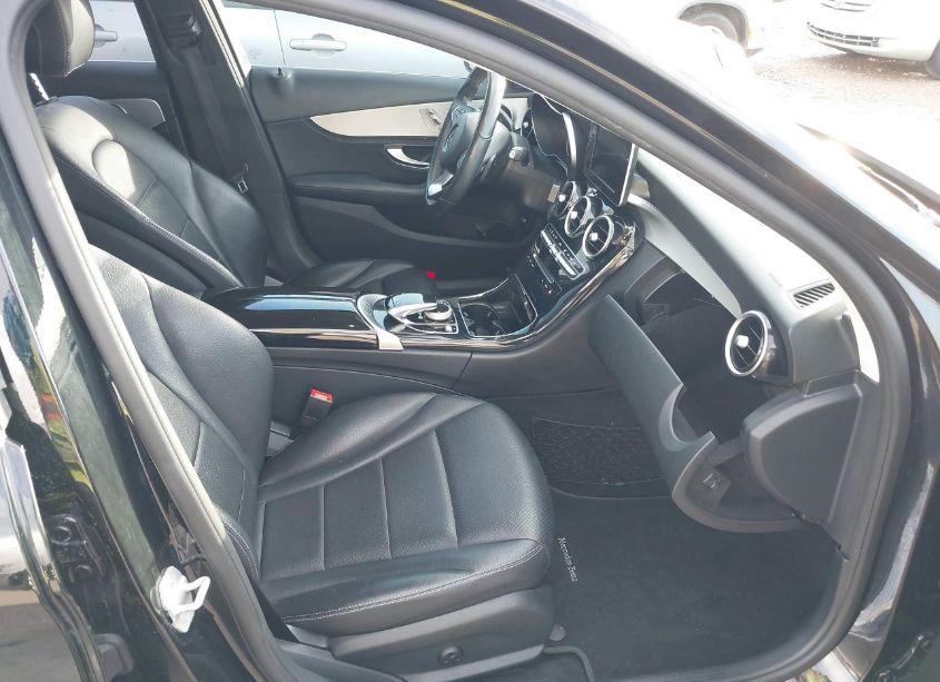 Photo 5 of 2015 Mercedes-benz C 300 LUXURY/SPORT (VIN 55SWF4JB3FU053008)