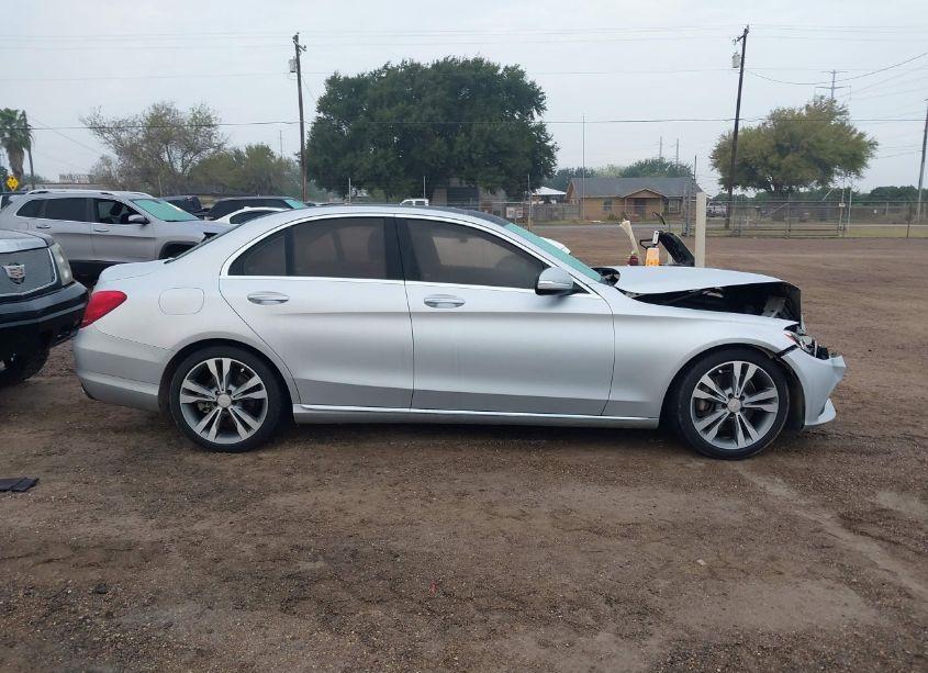 Photo 13 of 2015 Mercedes-benz C 300 LUXURY/SPORT (VIN 55SWF4JB3FU071590)