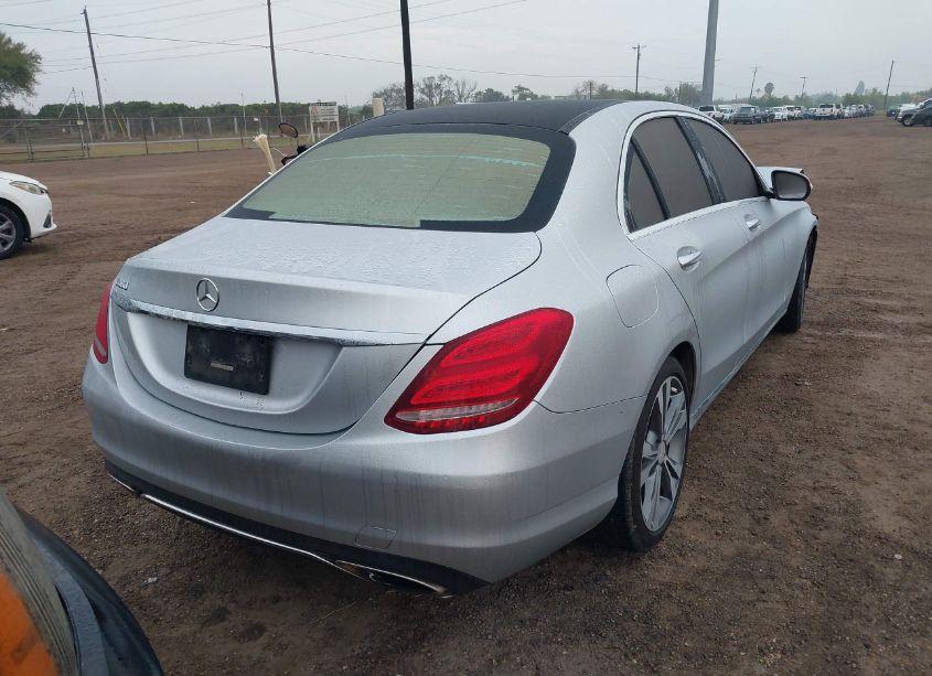 Photo 4 of 2015 Mercedes-benz C 300 LUXURY/SPORT (VIN 55SWF4JB3FU071590)