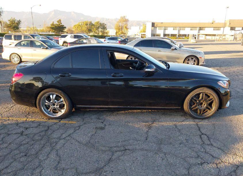 Photo 13 of 2015 Mercedes-benz C 300 LUXURY/SPORT (VIN 55SWF4JB3FU086686)