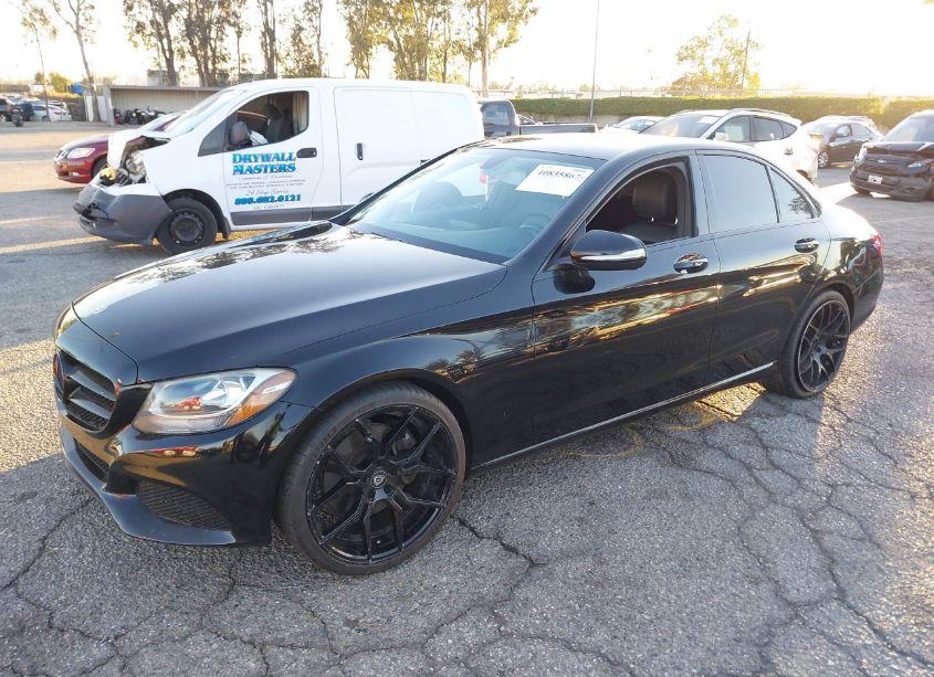 Photo 2 of 2015 Mercedes-benz C 300 LUXURY/SPORT (VIN 55SWF4JB3FU086686)