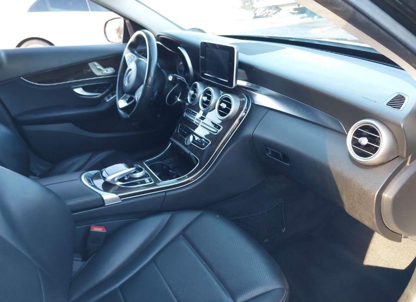 Photo 5 of 2015 Mercedes-benz C 300 LUXURY/SPORT (VIN 55SWF4JB3FU086686)