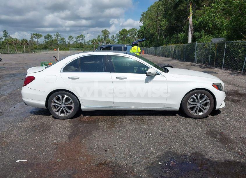 Photo 14 of 2016 Mercedes-benz C 300 LUXURY/SPORT (VIN 55SWF4JB3GU103648)