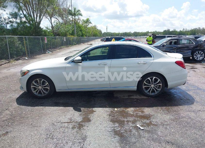 Photo 15 of 2016 Mercedes-benz C 300 LUXURY/SPORT (VIN 55SWF4JB3GU103648)