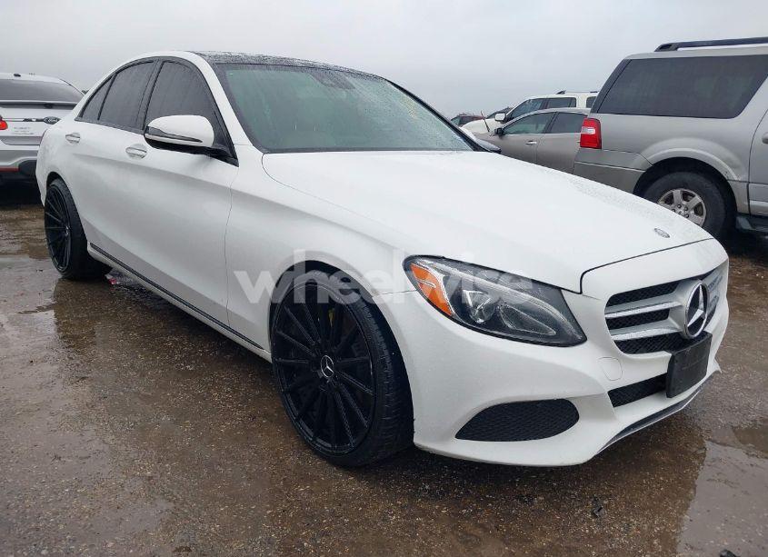 2016 Mercedes-benz C 300 LUXURY/SPORT (VIN 55SWF4JB3GU143437) main photo