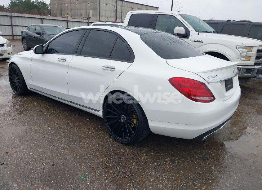 Photo 3 of 2016 Mercedes-benz C 300 LUXURY/SPORT (VIN 55SWF4JB3GU143437)