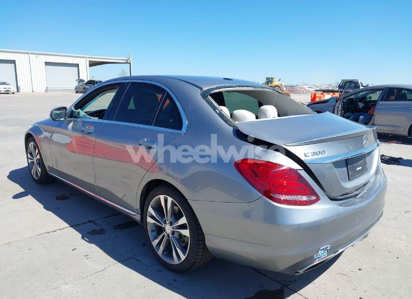 Photo 3 of 2016 Mercedes-benz C 300 LUXURY/SPORT (VIN 55SWF4JB3GU155698)