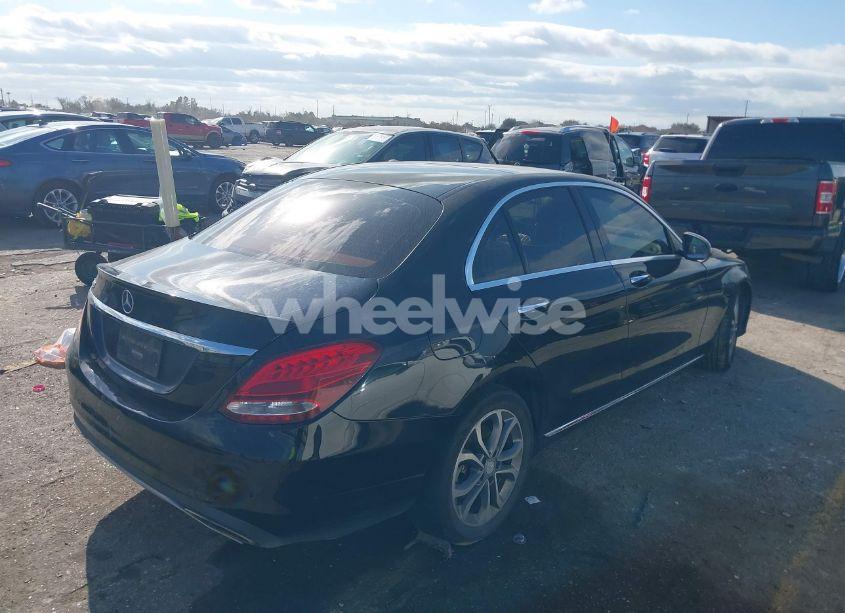 Photo 4 of 2016 Mercedes-benz C 300 LUXURY/SPORT (VIN 55SWF4JB3GU162960)