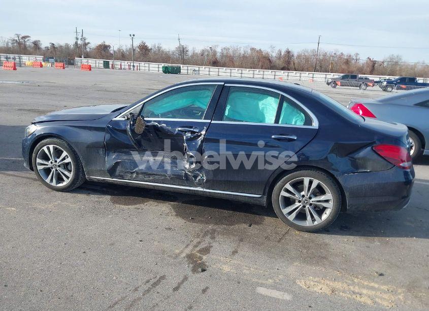 Photo 14 of 2018 Mercedes-benz C 300 (VIN 55SWF4JB3JU270762)
