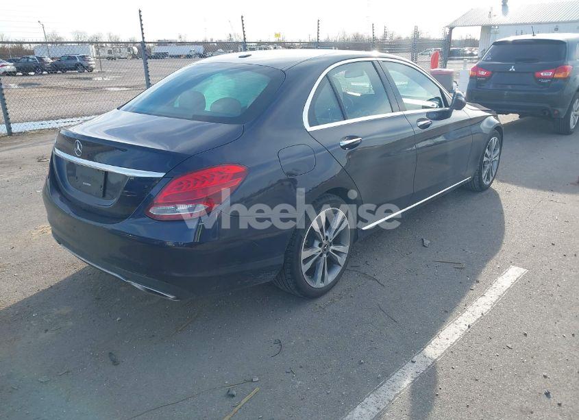 Photo 4 of 2018 Mercedes-benz C 300 (VIN 55SWF4JB3JU270762)