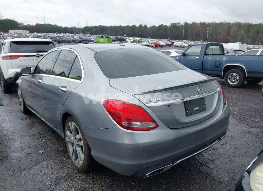 Photo 3 of 2015 Mercedes-benz C 300 LUXURY/SPORT (VIN 55SWF4JB4FU065376)