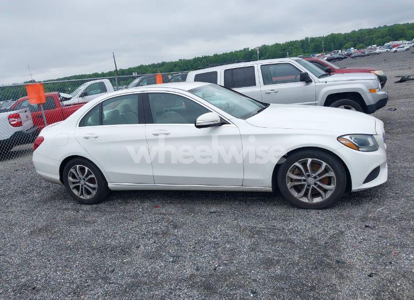 Photo 13 of 2015 Mercedes-benz C 300 LUXURY/SPORT (VIN 55SWF4JB4FU073364)