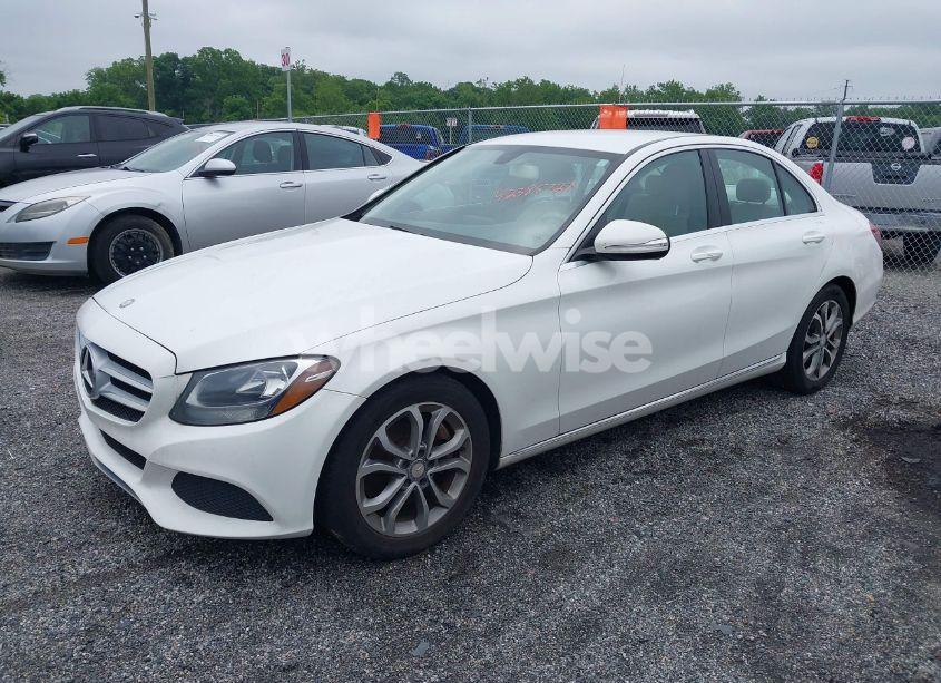 Photo 2 of 2015 Mercedes-benz C 300 LUXURY/SPORT (VIN 55SWF4JB4FU073364)