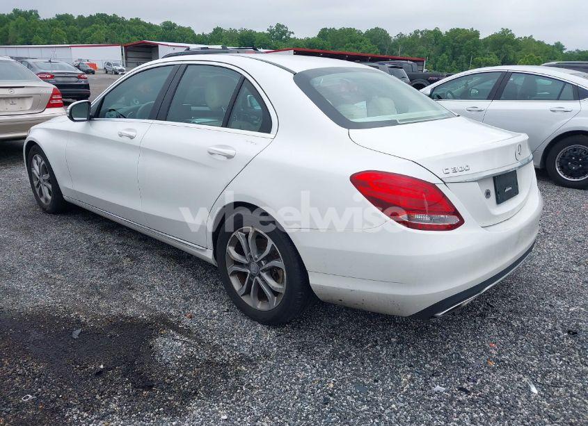 Photo 3 of 2015 Mercedes-benz C 300 LUXURY/SPORT (VIN 55SWF4JB4FU073364)