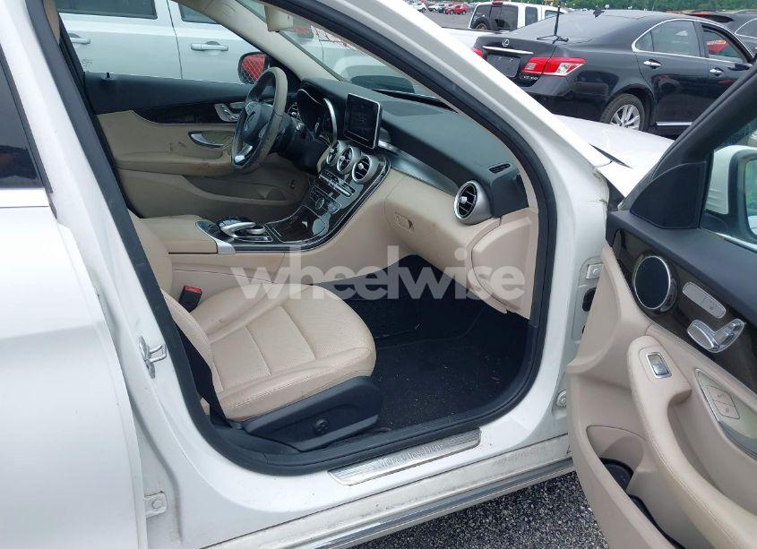 Photo 5 of 2015 Mercedes-benz C 300 LUXURY/SPORT (VIN 55SWF4JB4FU073364)