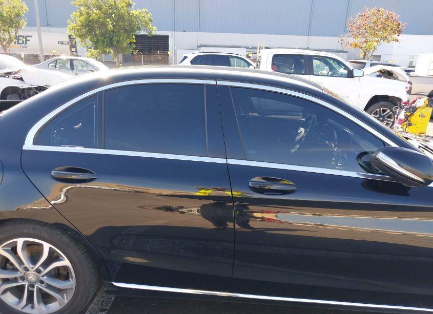 Photo 13 of 2015 Mercedes-benz C 300 LUXURY/SPORT (VIN 55SWF4JB4FU095414)