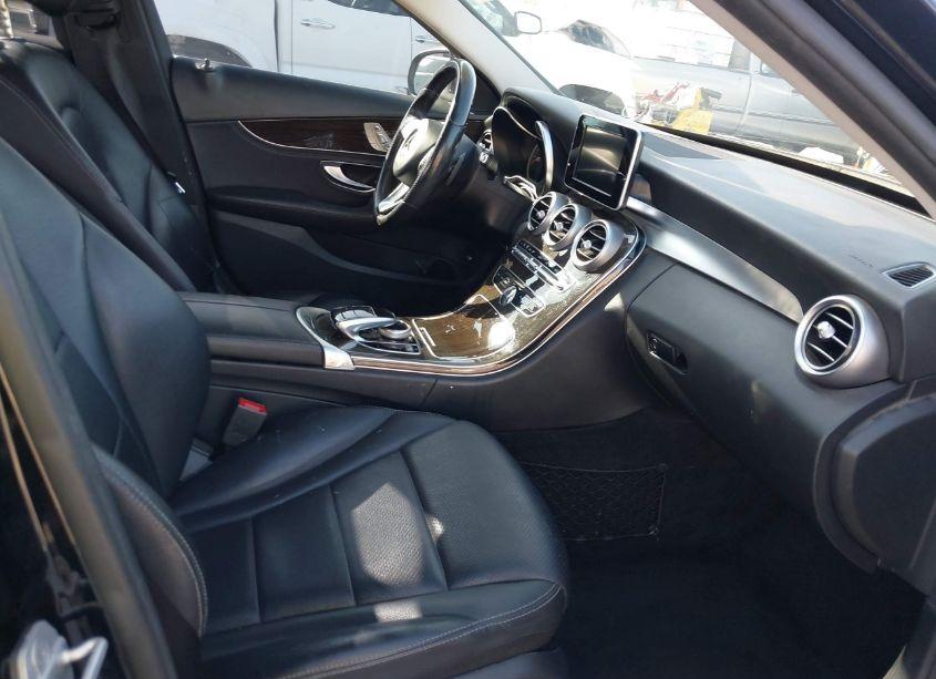 Photo 5 of 2015 Mercedes-benz C 300 LUXURY/SPORT (VIN 55SWF4JB4FU095414)