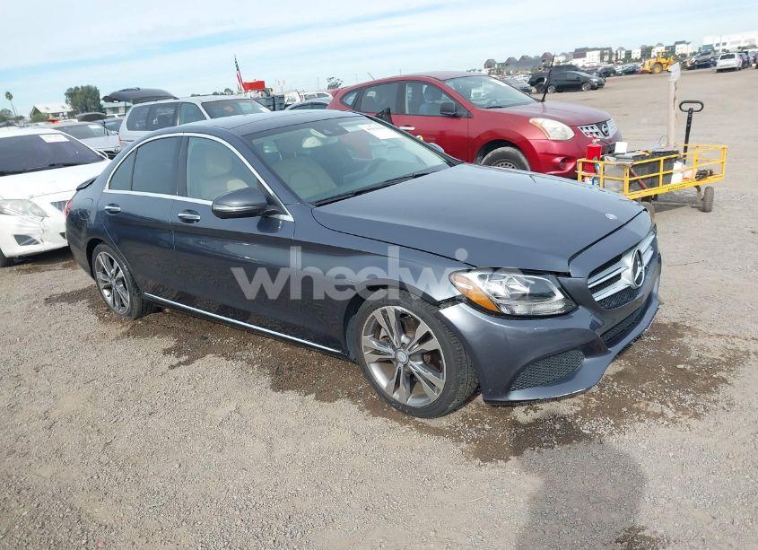 2016 Mercedes-benz C-class C 300/LUXURY/SPORT (VIN 55SWF4JB4GU153572) main photo