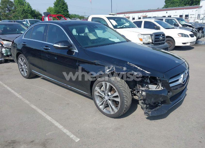 2017 Mercedes-benz C 300 LUXURY/SPORT (VIN 55SWF4JB4HU194138) main photo