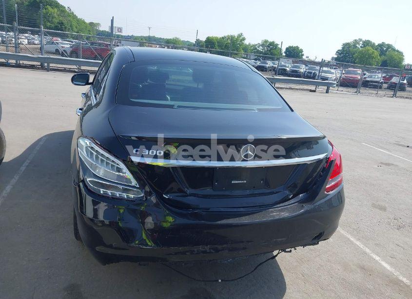 Photo 16 of 2017 Mercedes-benz C 300 LUXURY/SPORT (VIN 55SWF4JB4HU194138)