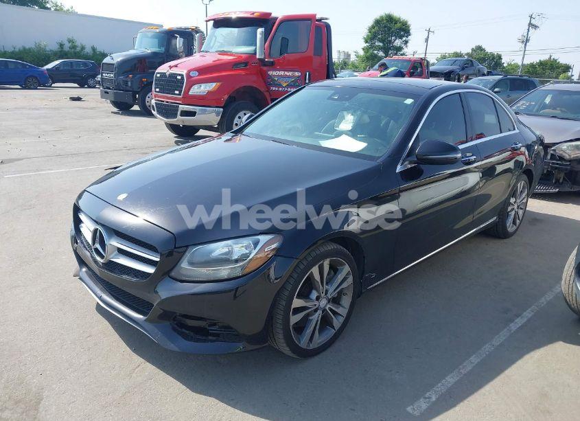 Photo 2 of 2017 Mercedes-benz C 300 LUXURY/SPORT (VIN 55SWF4JB4HU194138)