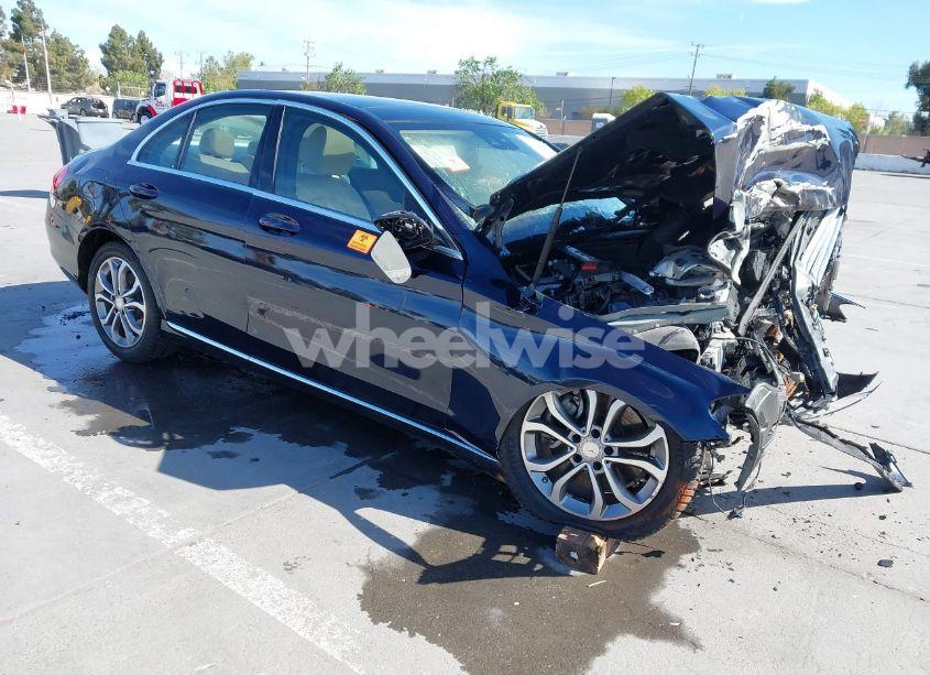 2017 Mercedes-benz C 300 LUXURY/SPORT (VIN 55SWF4JB4HU194429) main photo