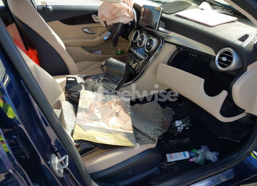 Photo 5 of 2017 Mercedes-benz C 300 LUXURY/SPORT (VIN 55SWF4JB4HU194429)