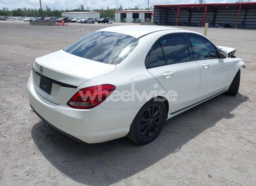 Photo 4 of 2017 Mercedes-benz C 300 LUXURY/SPORT (VIN 55SWF4JB4HU206451)