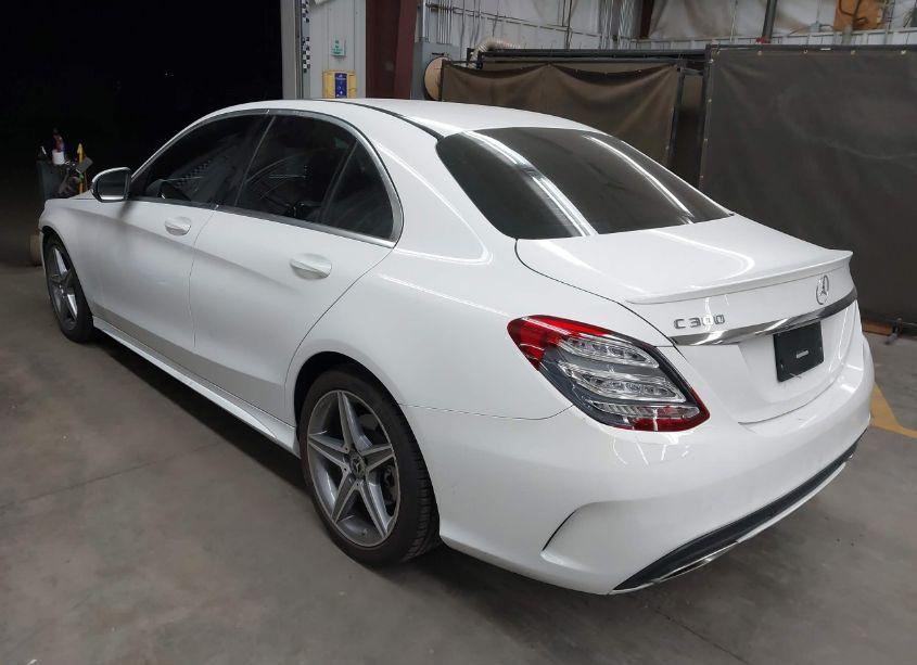 Photo 3 of 2018 Mercedes-benz C 300 (VIN 55SWF4JB4JU249676)