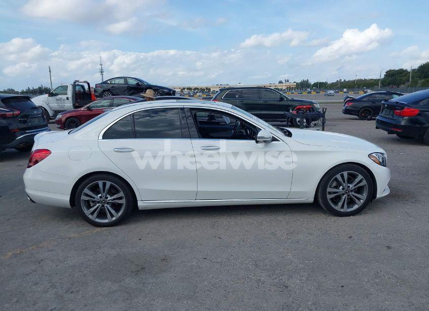 Photo 13 of 2018 Mercedes-benz C 300 (VIN 55SWF4JB4JU252500)
