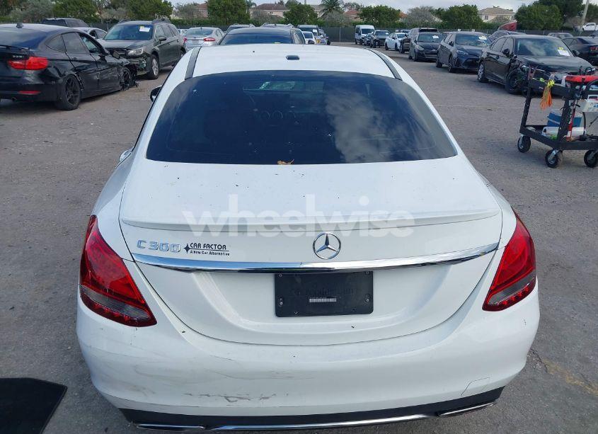 Photo 16 of 2018 Mercedes-benz C 300 (VIN 55SWF4JB4JU252500)