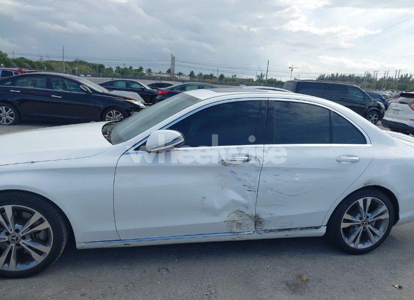 Photo 6 of 2018 Mercedes-benz C 300 (VIN 55SWF4JB4JU252500)