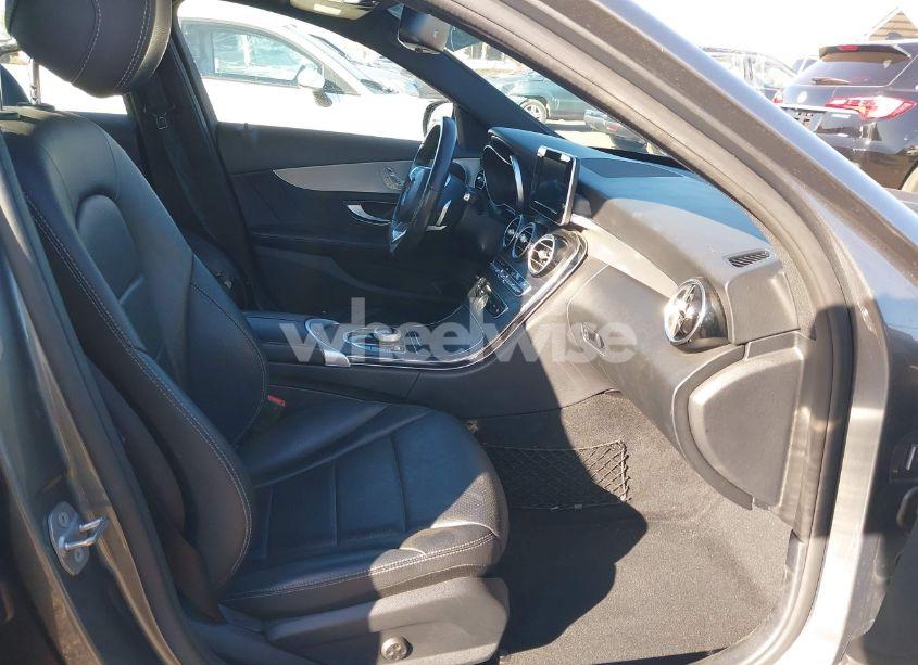 Photo 5 of 2018 Mercedes-benz C 300 (VIN 55SWF4JB4JU269815)