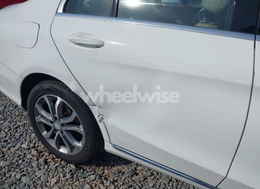 Photo 6 of 2015 Mercedes-benz C 300 LUXURY/SPORT (VIN 55SWF4JB5FU050157)