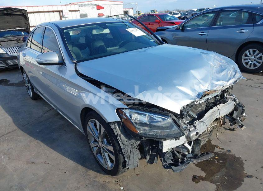 2015 Mercedes-benz C 300 LUXURY/SPORT (VIN 55SWF4JB5FU051597) main photo