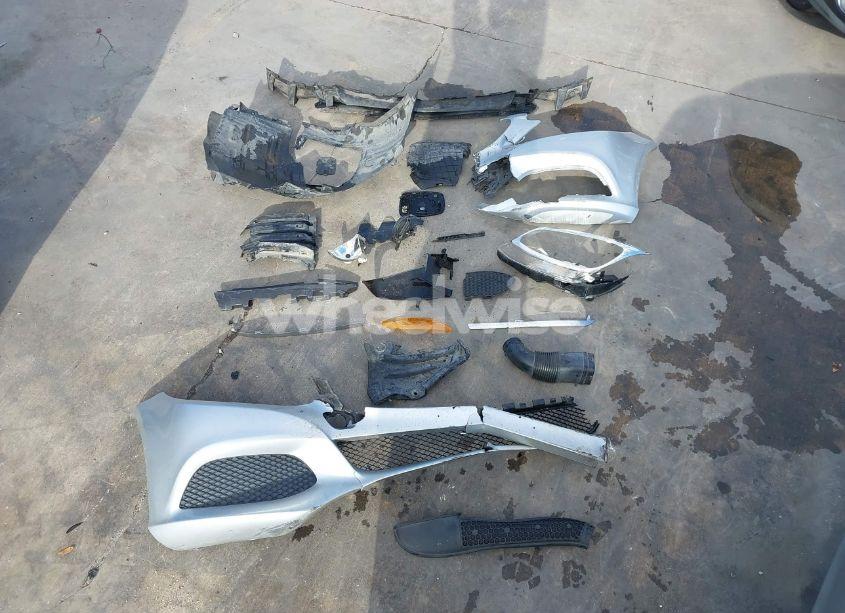 Photo 12 of 2015 Mercedes-benz C 300 LUXURY/SPORT (VIN 55SWF4JB5FU051597)