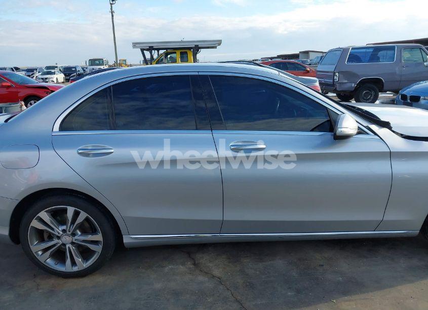 Photo 14 of 2015 Mercedes-benz C 300 LUXURY/SPORT (VIN 55SWF4JB5FU051597)