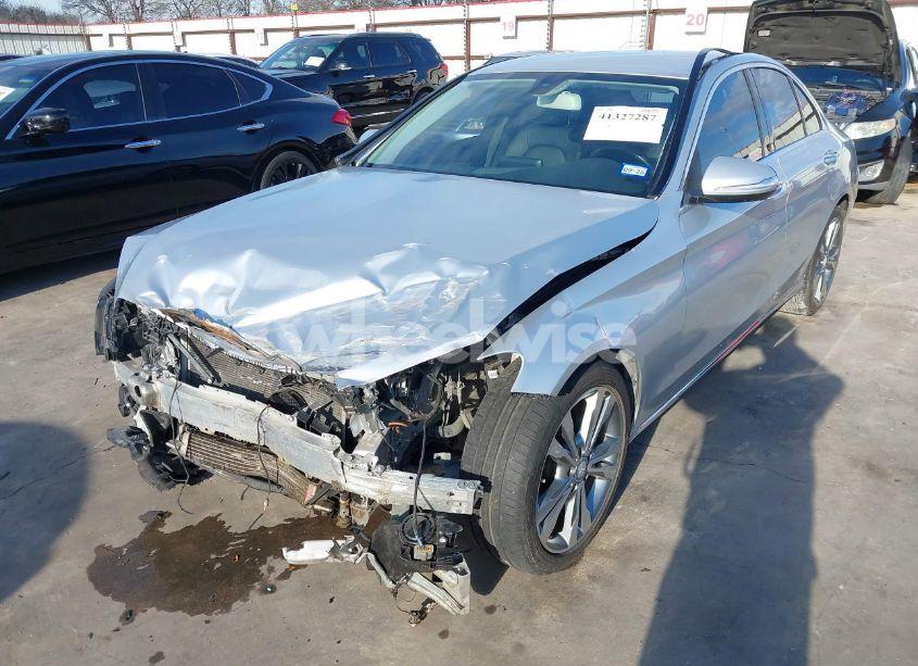 Photo 2 of 2015 Mercedes-benz C 300 LUXURY/SPORT (VIN 55SWF4JB5FU051597)