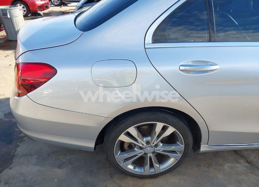 Photo 20 of 2015 Mercedes-benz C 300 LUXURY/SPORT (VIN 55SWF4JB5FU051597)