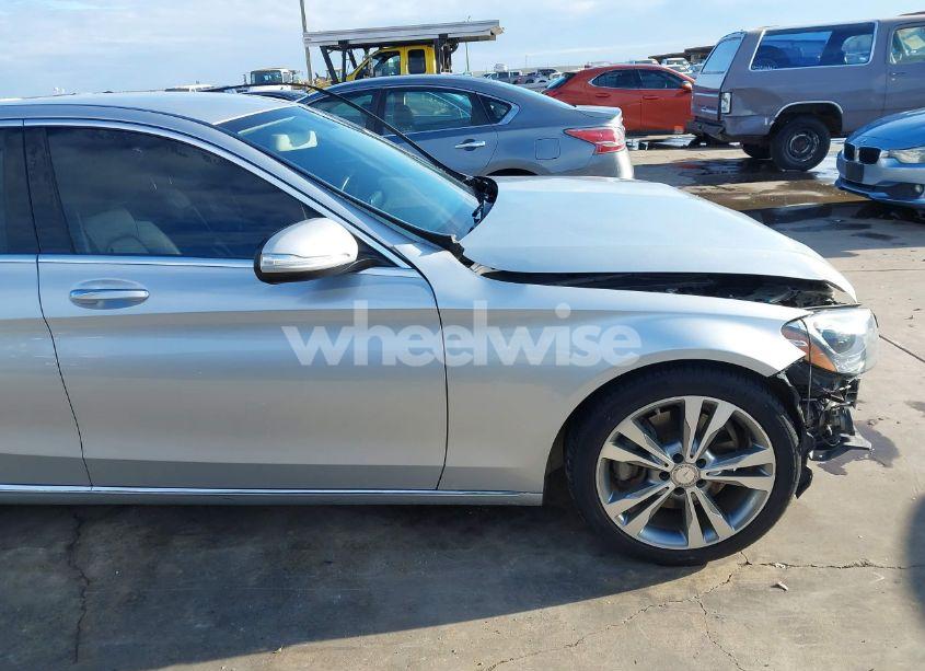 Photo 21 of 2015 Mercedes-benz C 300 LUXURY/SPORT (VIN 55SWF4JB5FU051597)