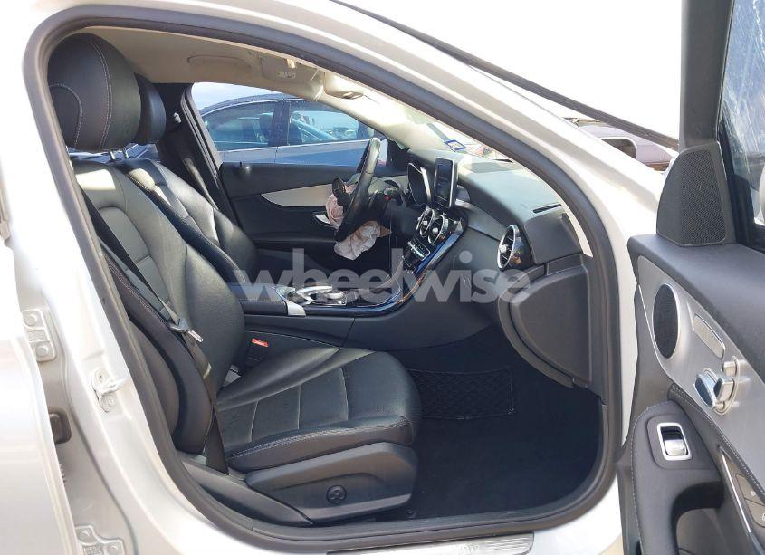 Photo 5 of 2015 Mercedes-benz C 300 LUXURY/SPORT (VIN 55SWF4JB5FU051597)