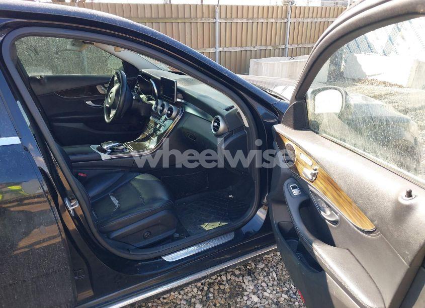 Photo 5 of 2015 Mercedes-benz C 300 LUXURY/SPORT (VIN 55SWF4JB5FU084857)