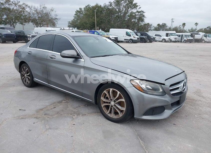 2015 Mercedes-benz C 300 LUXURY/SPORT (VIN 55SWF4JB5FU087192) main photo
