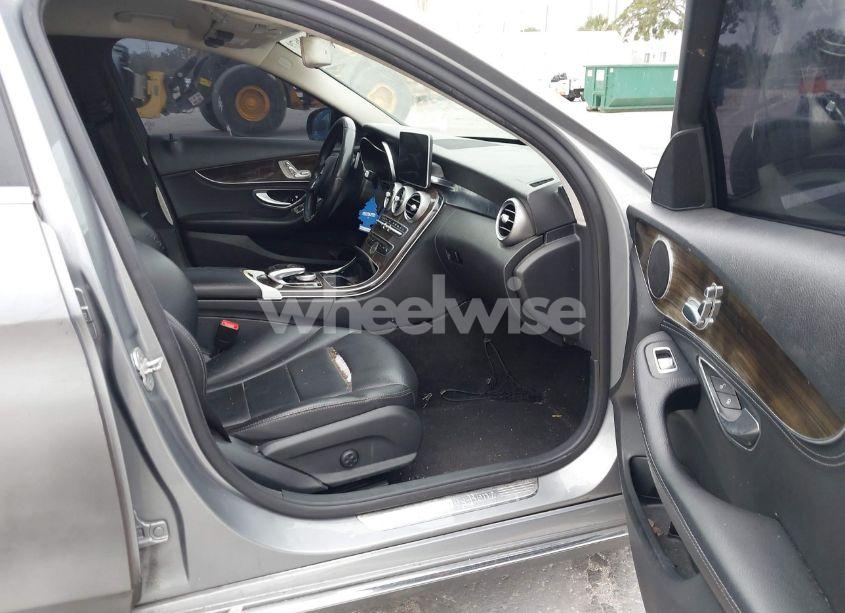 Photo 5 of 2015 Mercedes-benz C 300 LUXURY/SPORT (VIN 55SWF4JB5FU087192)