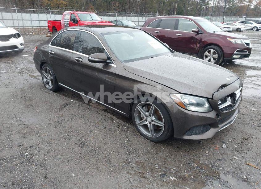 2016 Mercedes-benz C-class C 300/LUXURY/SPORT (VIN 55SWF4JB5GU114229) main photo