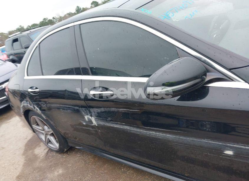 Photo 13 of 2017 Mercedes-benz C 300 LUXURY/SPORT (VIN 55SWF4JB5HU218365)