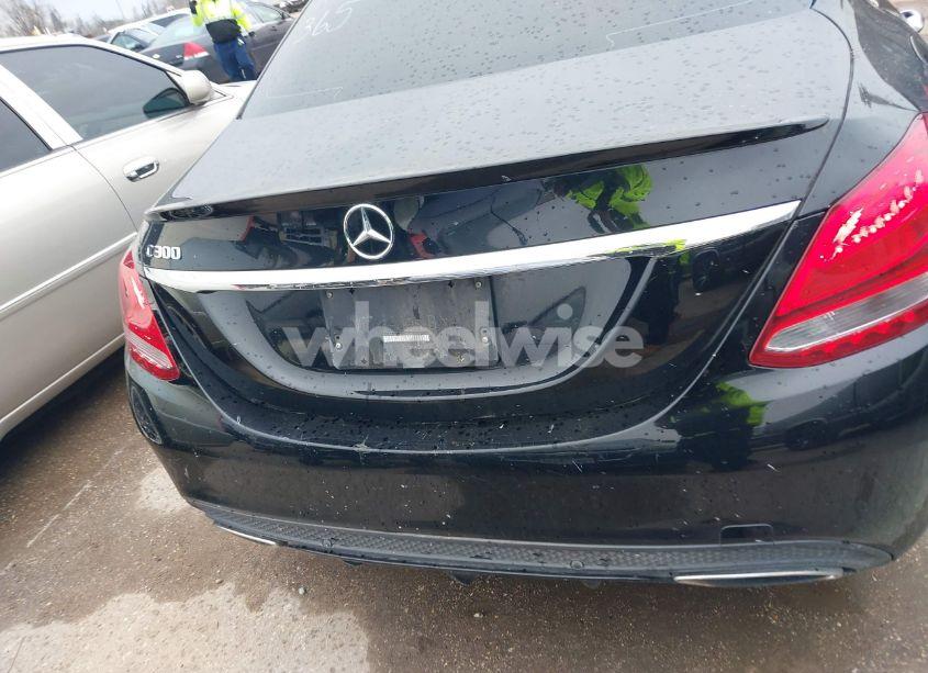 Photo 16 of 2017 Mercedes-benz C 300 LUXURY/SPORT (VIN 55SWF4JB5HU218365)