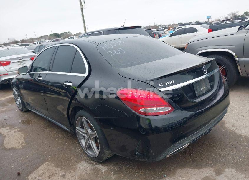 Photo 3 of 2017 Mercedes-benz C 300 LUXURY/SPORT (VIN 55SWF4JB5HU218365)